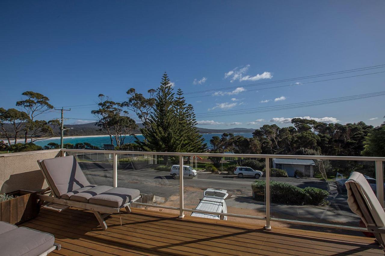 Quarterdeck Apartment Binalong Bay Exterior foto